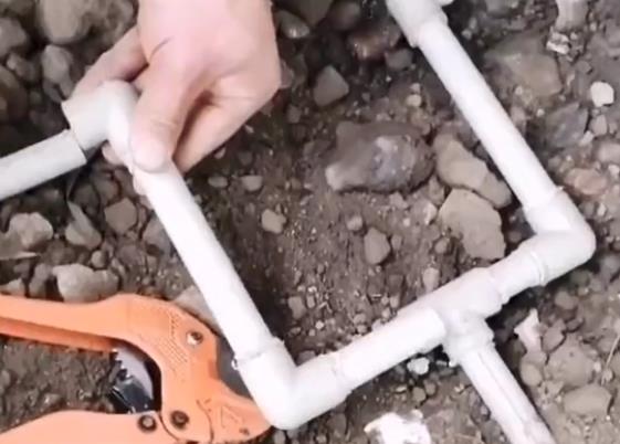 分享ppr管三通漏水怎么辦視頻，不單修好它還省料！