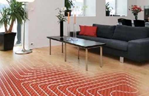 地暖上面鋪什么好？是選擇地板呢？還是瓷磚呢？