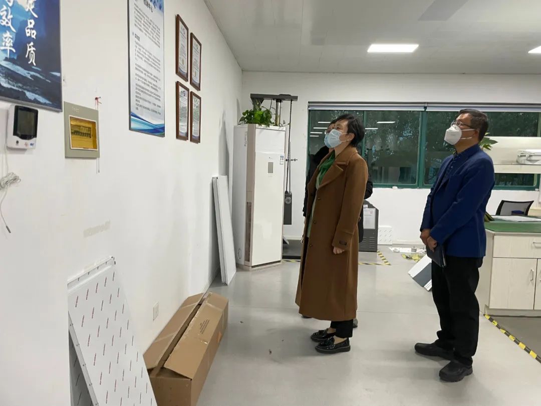 松江區(qū)副區(qū)長及政府眾領(lǐng)導蒞臨龍勝走訪調(diào)研